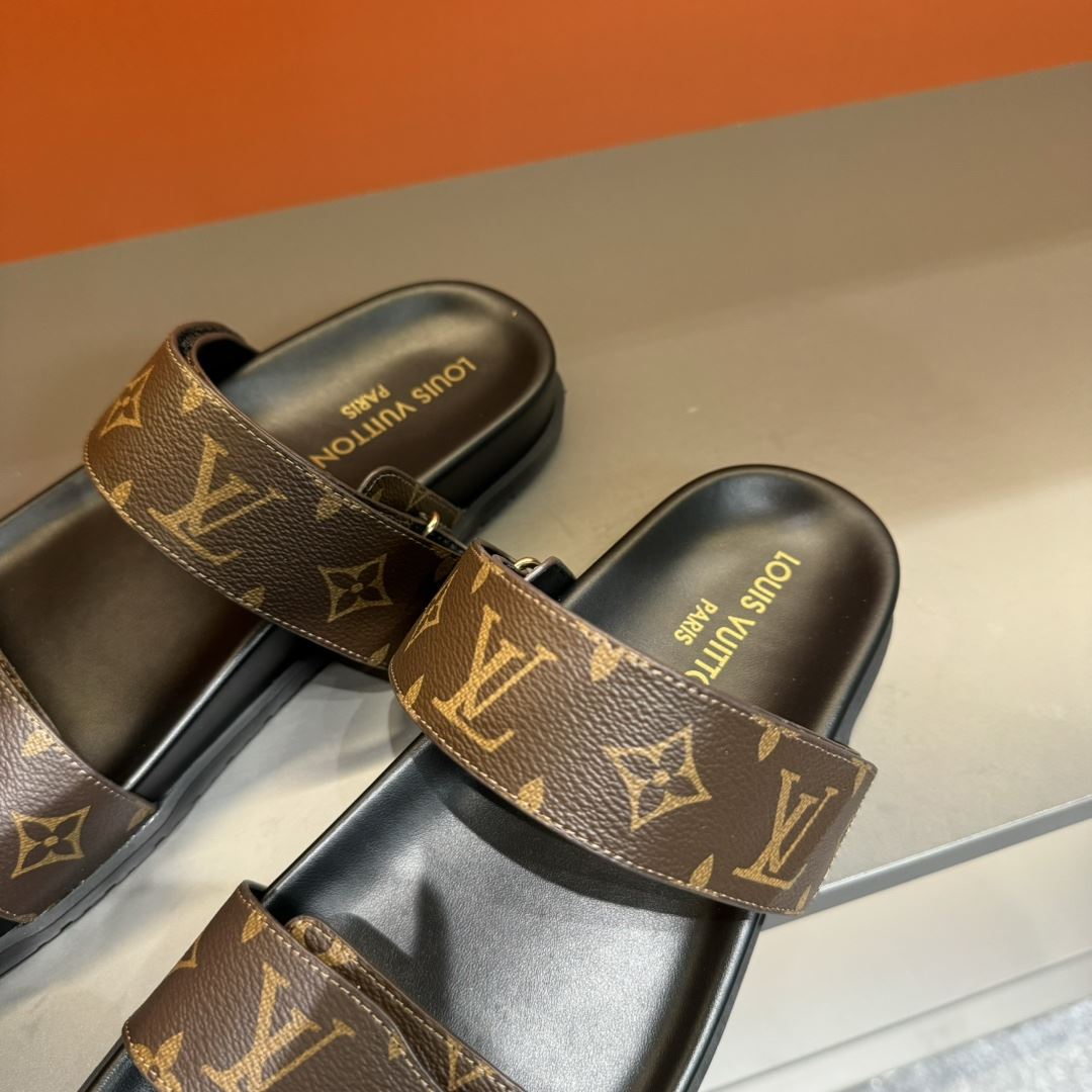 Louis Vuitton Slippers